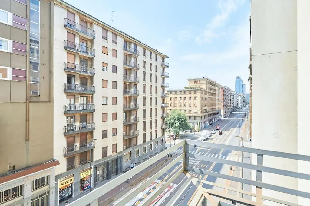 Easylife - Luxury Design Apartment With Jacuzzi Milan