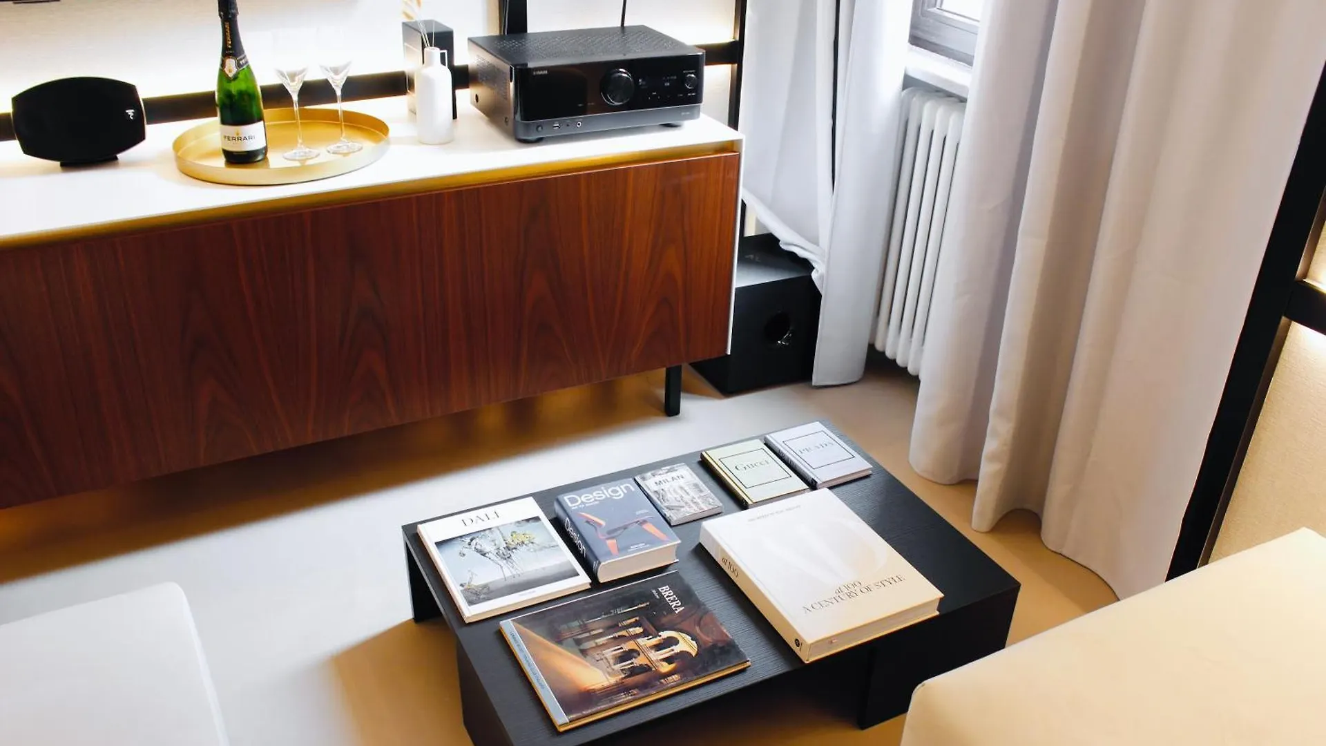 Easylife - Luxury Design Apartment With Jacuzzi ミラノ