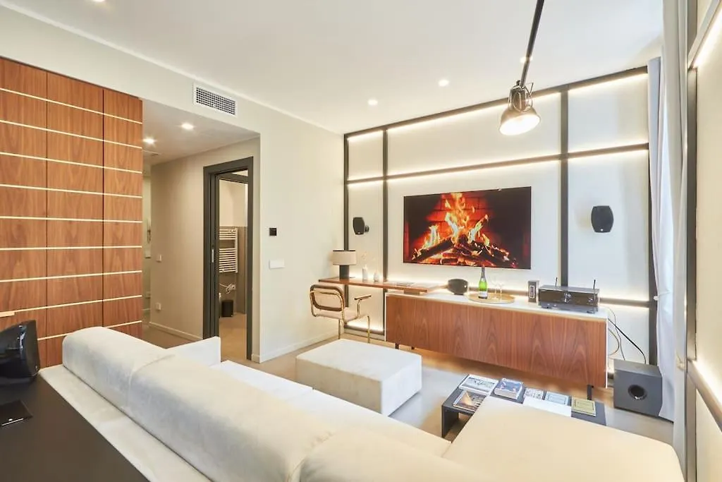 Easylife - Luxury Design Apartment With Jacuzzi ミラノ イタリア
