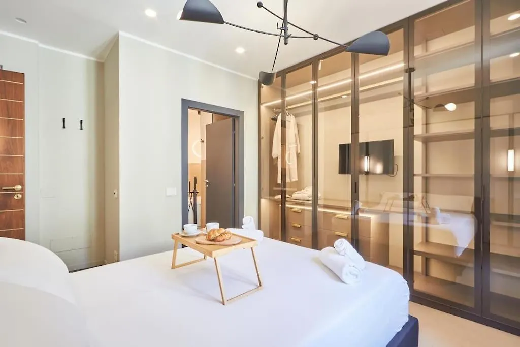 Easylife - Luxury Design Apartment With Jacuzzi ミラノ
